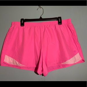 Lilly Pulitzer Luxletic Ocean Trail shorts pink Sz XL